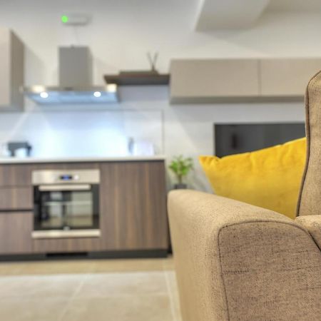 Brand New And Tastefully Furnished 2 Bedroom Apartment Ddif1-2 Gzira Luaran gambar