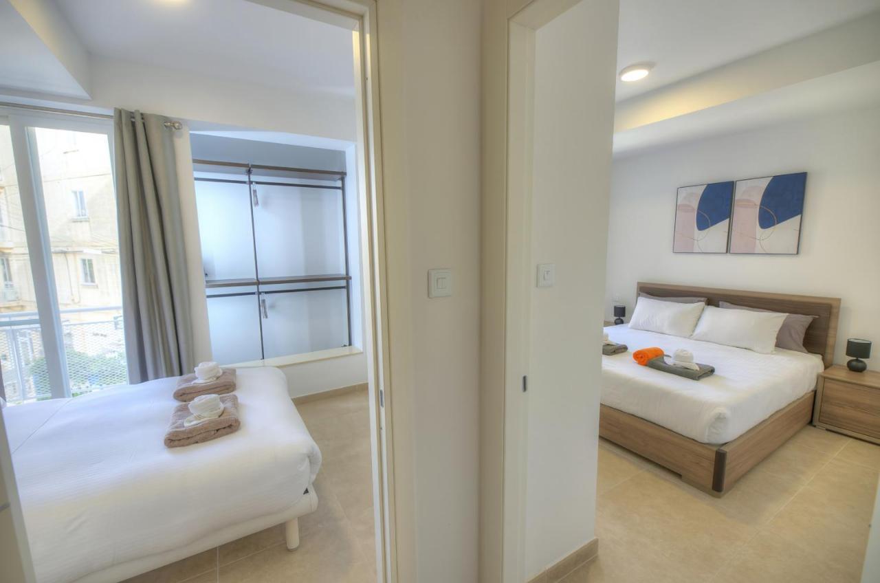 Brand New And Tastefully Furnished 2 Bedroom Apartment Ddif1-2 Gzira Luaran gambar